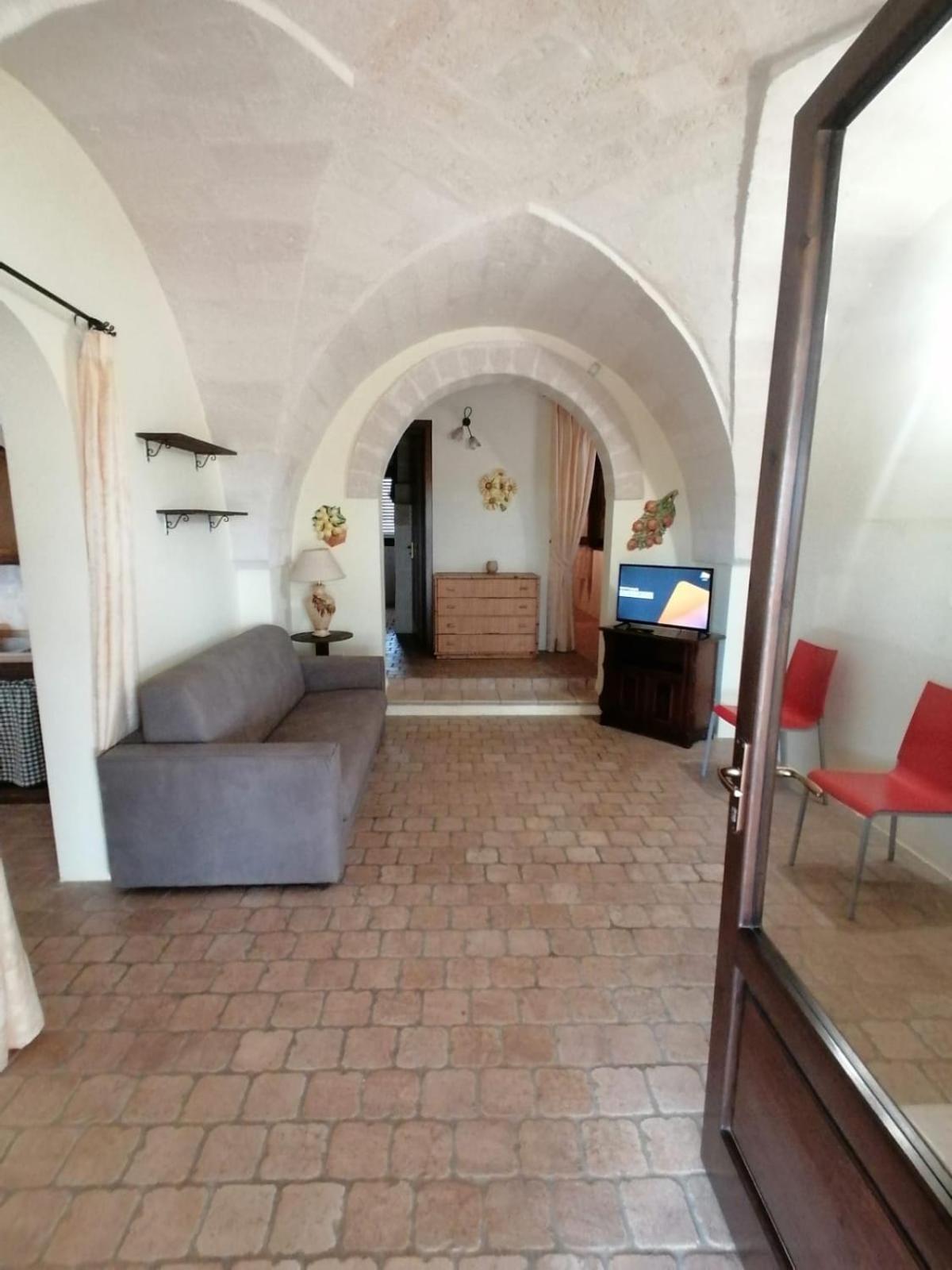 Villa Principe Degli Olivi Maruggio Luaran gambar